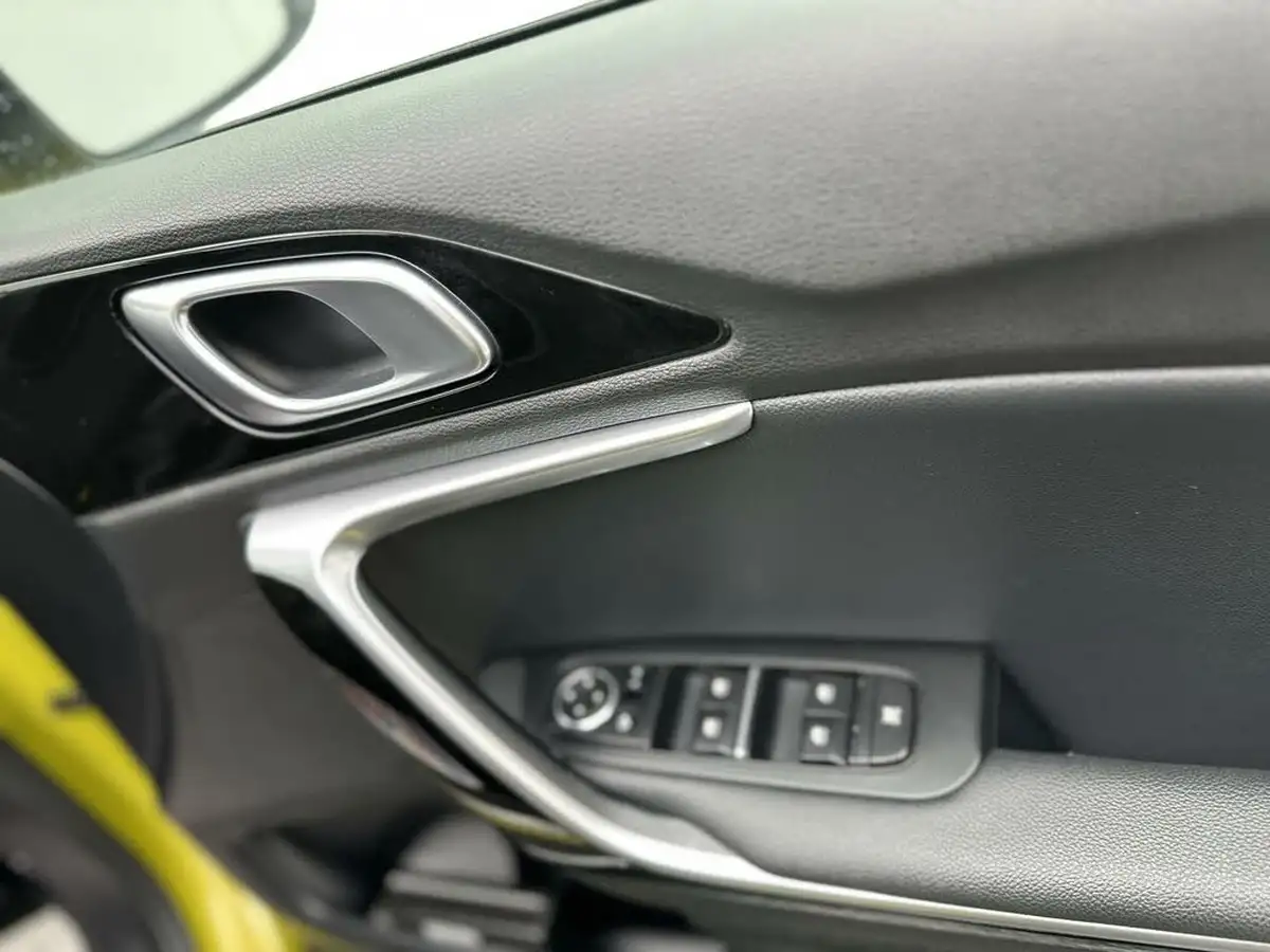 2022-kia-xceed-16-gdi-3-big-15