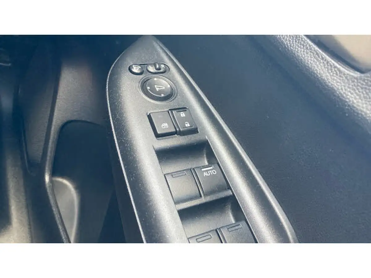 2019-honda-jazz-15-i-vtec-sport-navi-big-13