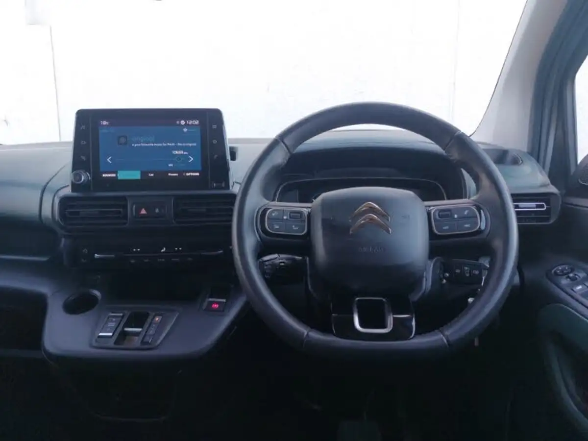 2023-citroen-berlingo-e-flair-xtr-m-size-big-6