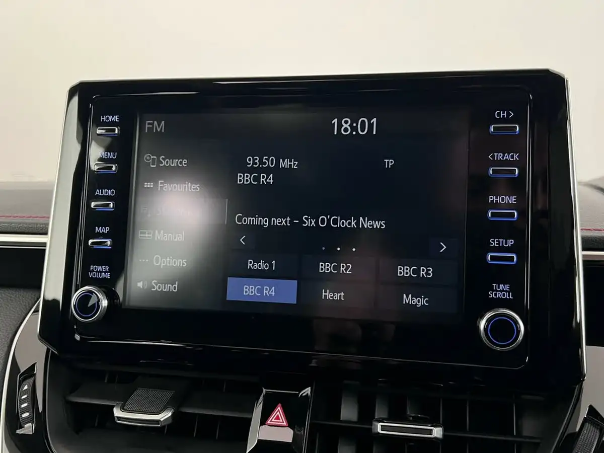 2019-toyota-corolla-20-vvt-i-excel-spare-wheel-touring-sports-big-22