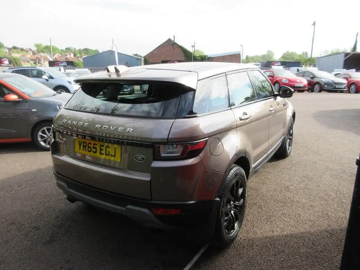 2015-land-rover-range-rover-evoque-20td4-se-tech-hatchback-5d-big-6