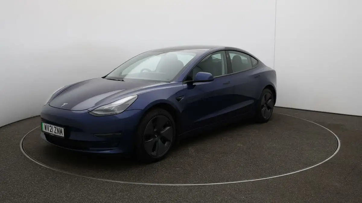 2021-tesla-model-3-e-long-range-4x4-big-3