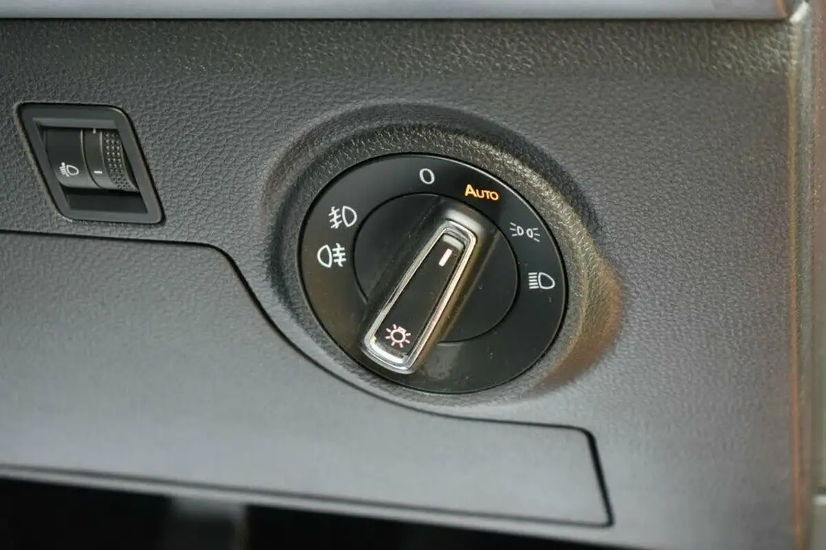 2020-seat-arona-10-tsi-evo-se-technology-big-19
