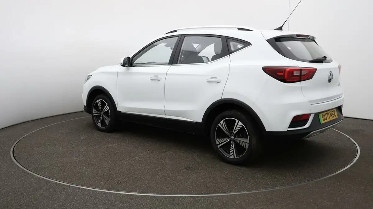 2021-mg-zs-suv-e-exclusive-ev-big-57