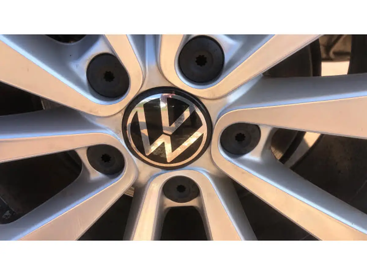 2022-volkswagen-t-roc-10-tsi-style-hatchback-5d-big-43