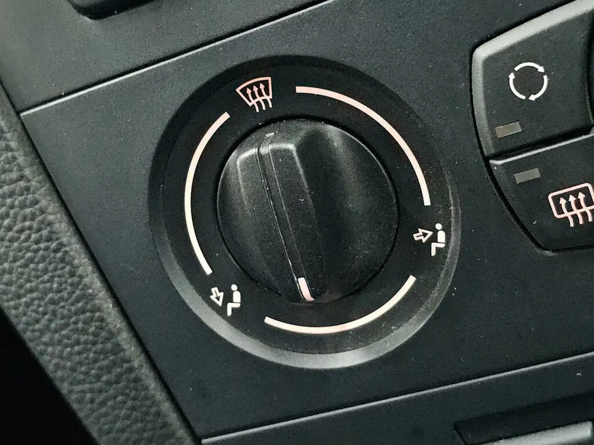 2008-bmw-1-series-16-116i-es-5d-big-46