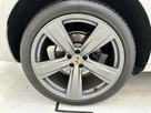 2022-porsche-macan-20-small-38