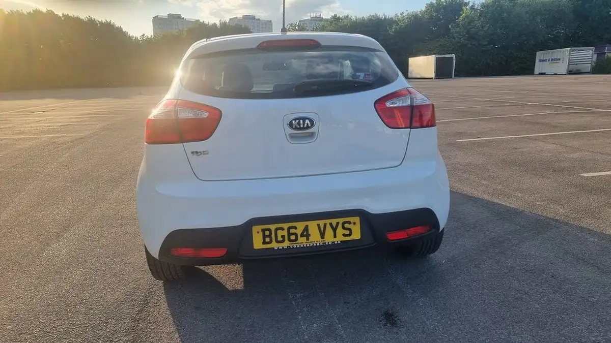 2014-kia-rio-125-2-3d-big-5