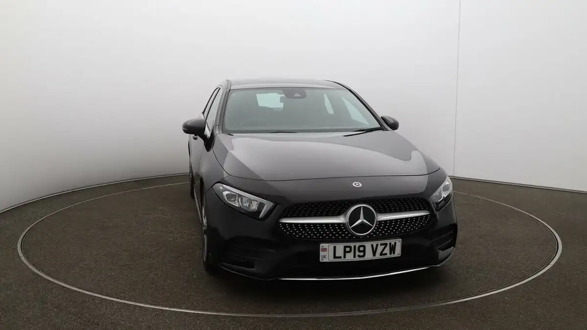 2019-mercedes-benz-a-class-13-a180-amg-line-hatchback-5d-big-31