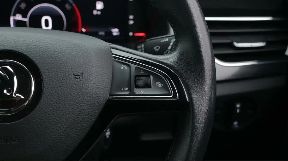2020-skoda-scala-15-tsi-se-l-big-23