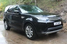 2017-land-rover-discovery-20sd4-hse-240ps-awd-station-wagon-5d-auto-small-0