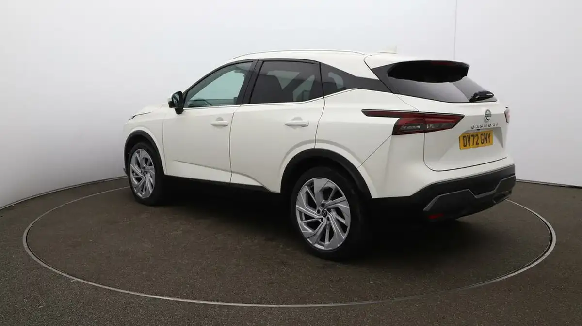 2022-nissan-qashqai-13-dig-t-tekna-big-56