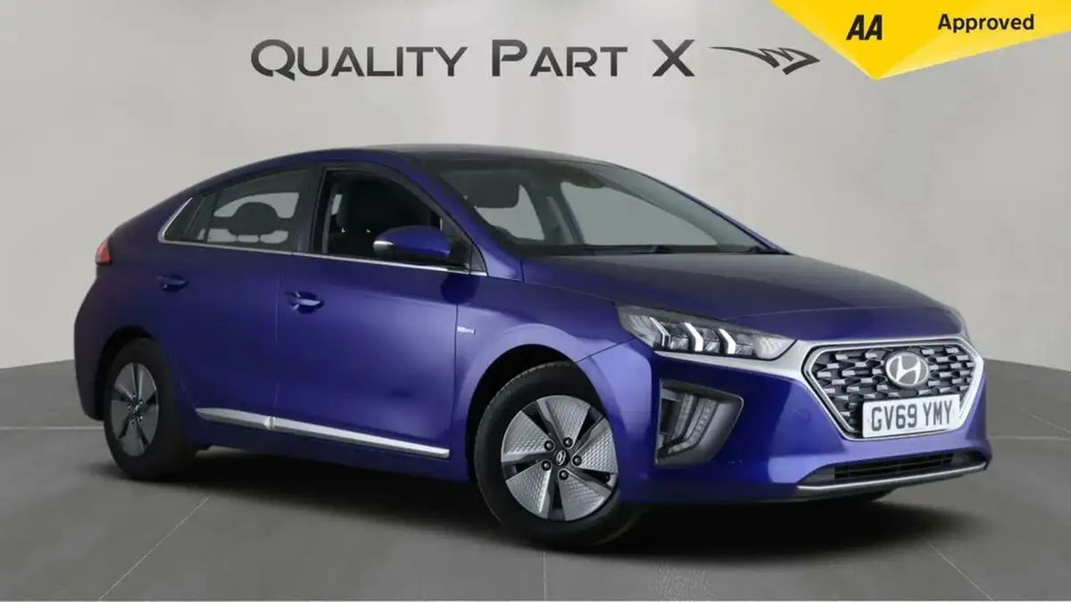 2020-hyundai-ioniq-16-gdi-premium-hybrid-big-0