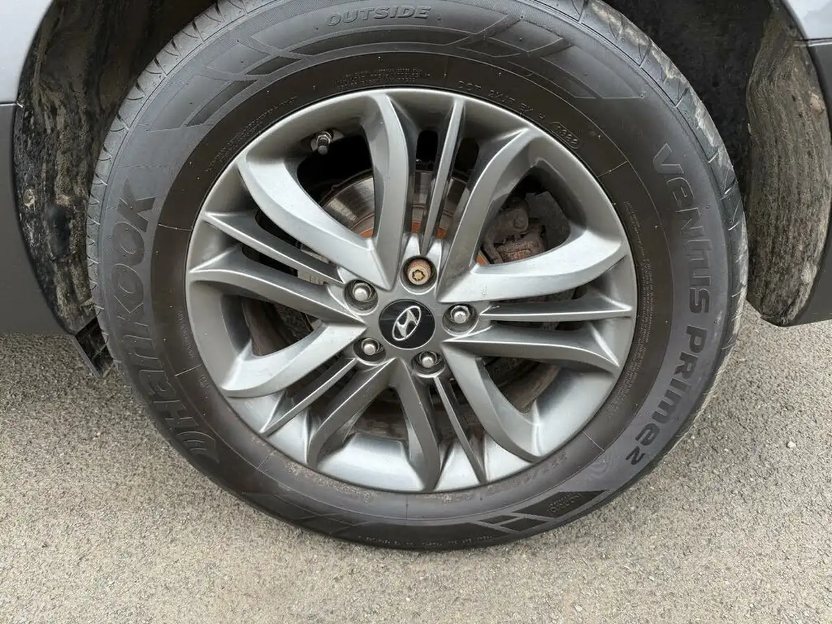 2014-hyundai-ix35-20td-se-big-7