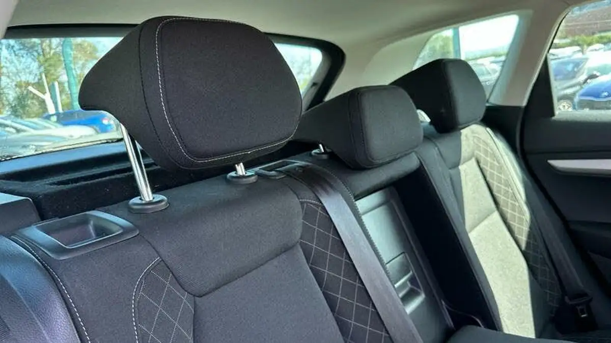 2020-skoda-karoq-15-tsi-se-dsg-big-9