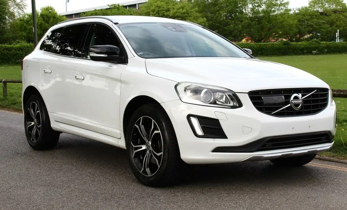 2015-volvo-xc60-big-0