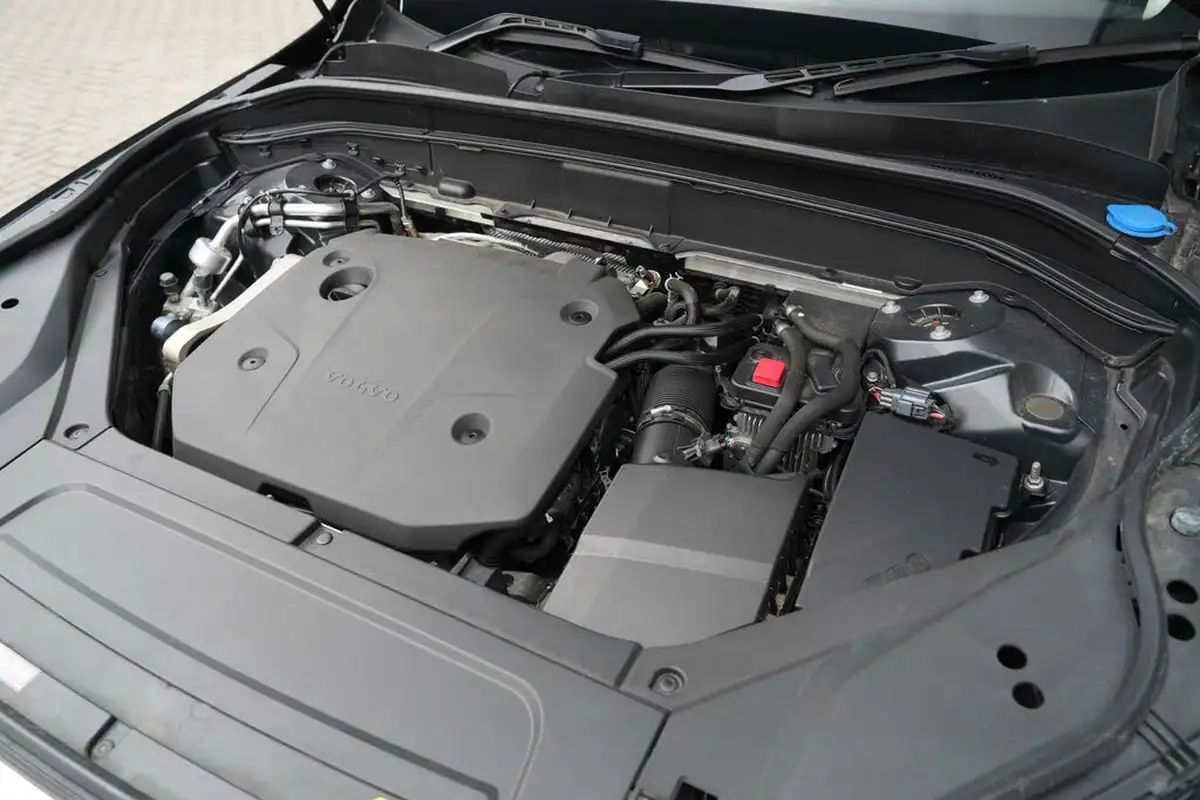 2022-volvo-xc90-20td-b5-momentum-big-9