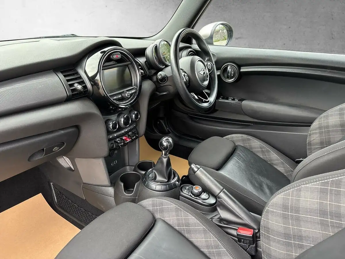 2017-mini-cooper-15-cooper-ss-convertible-2d-big-13