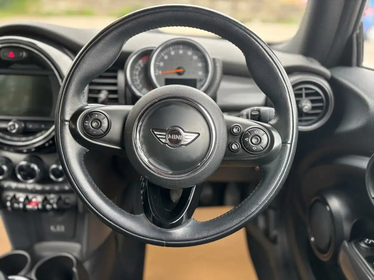 2017-mini-cooper-15-cooper-ss-convertible-2d-big-37