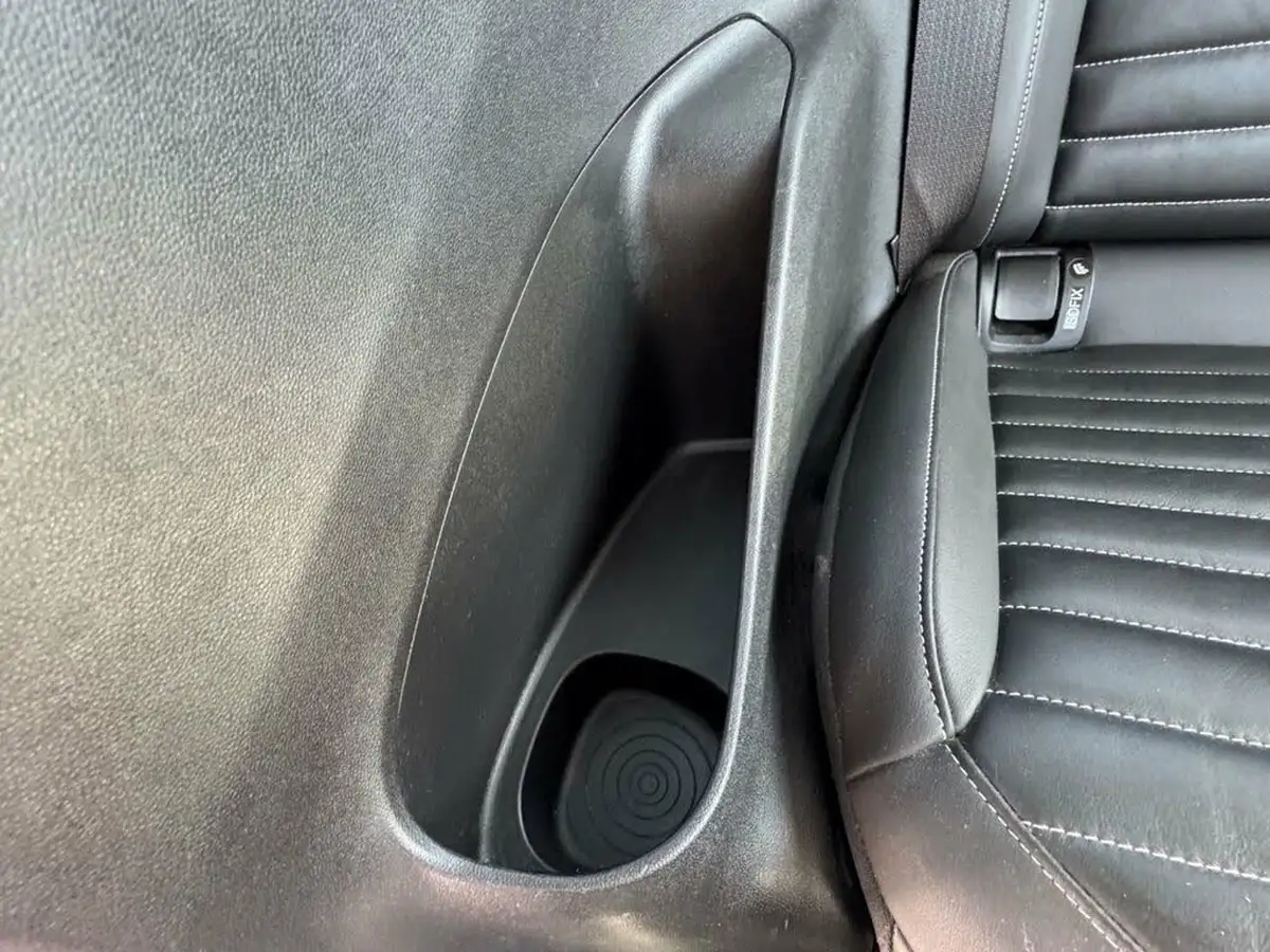 2015-vauxhall-adam-14i-16v-turbo-grand-slam-big-11