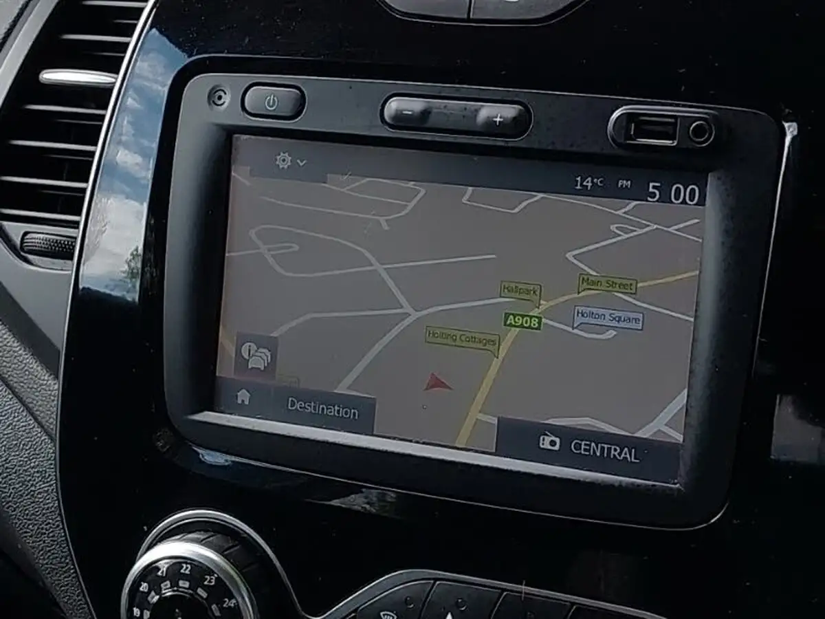 2018-renault-captur-09-tce-dynamique-s-nav-big-12