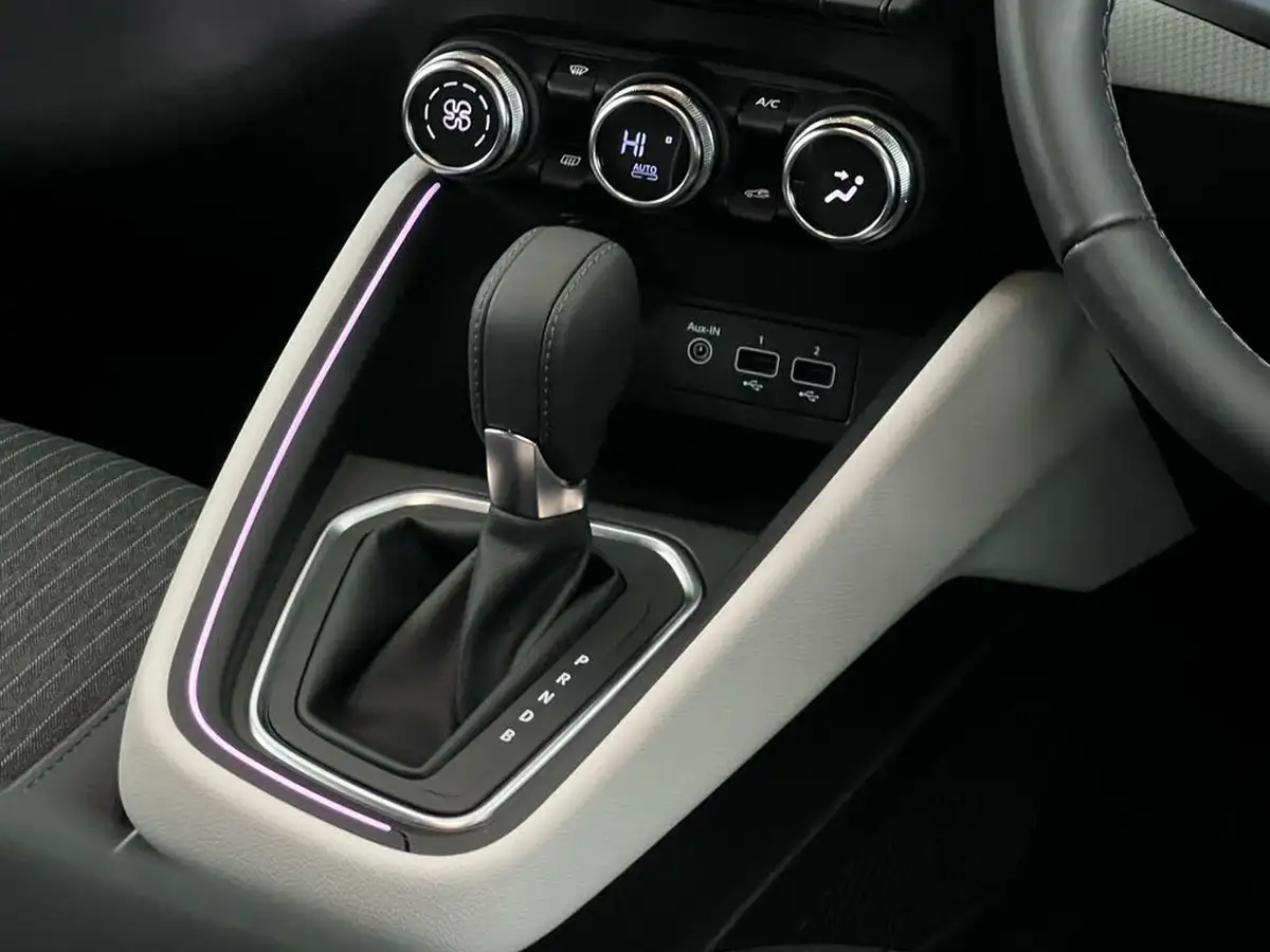 2023-renault-clio-16-techno-big-33