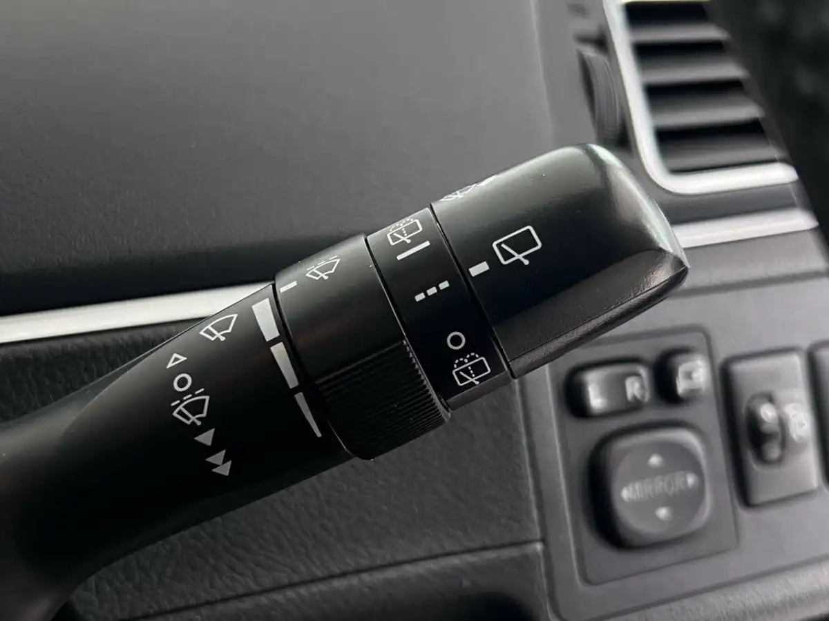 2016-toyota-verso-16d-d-4d-trend-big-14