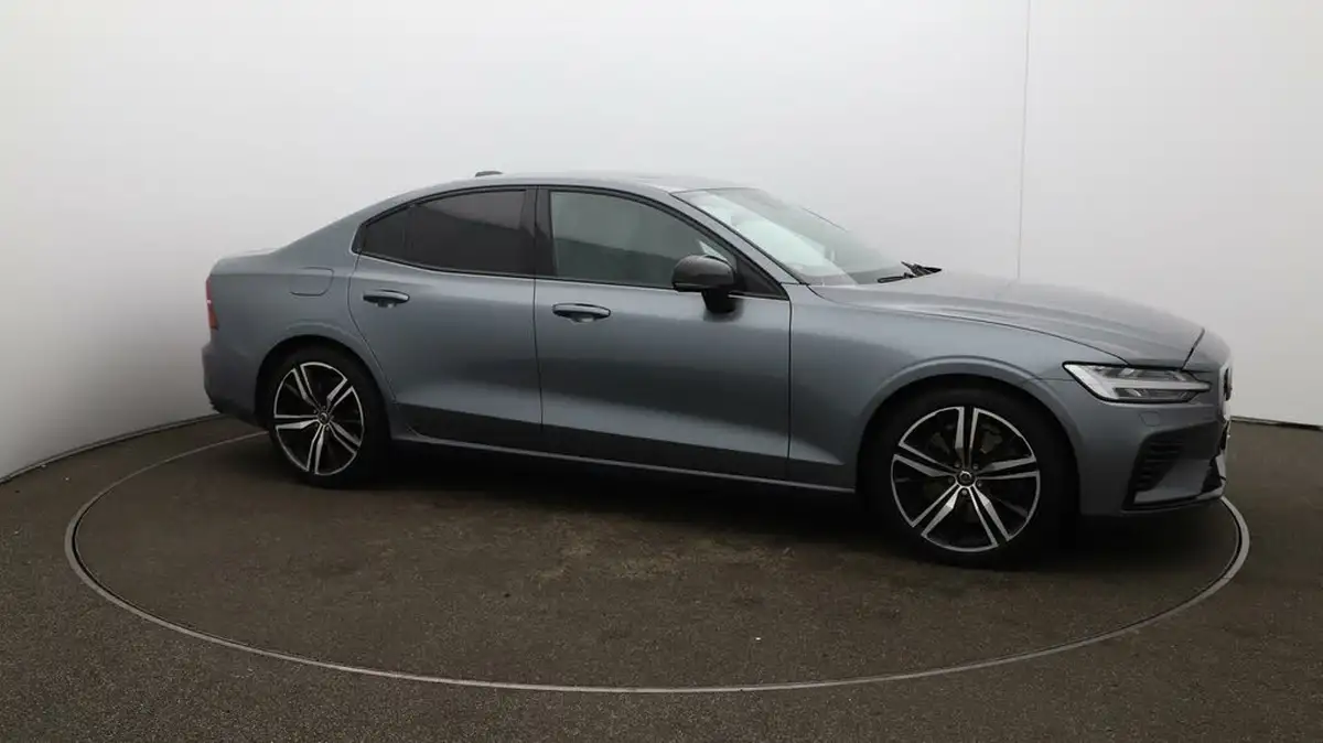 2021-volvo-s60-20-t8-r-design-plus-big-39