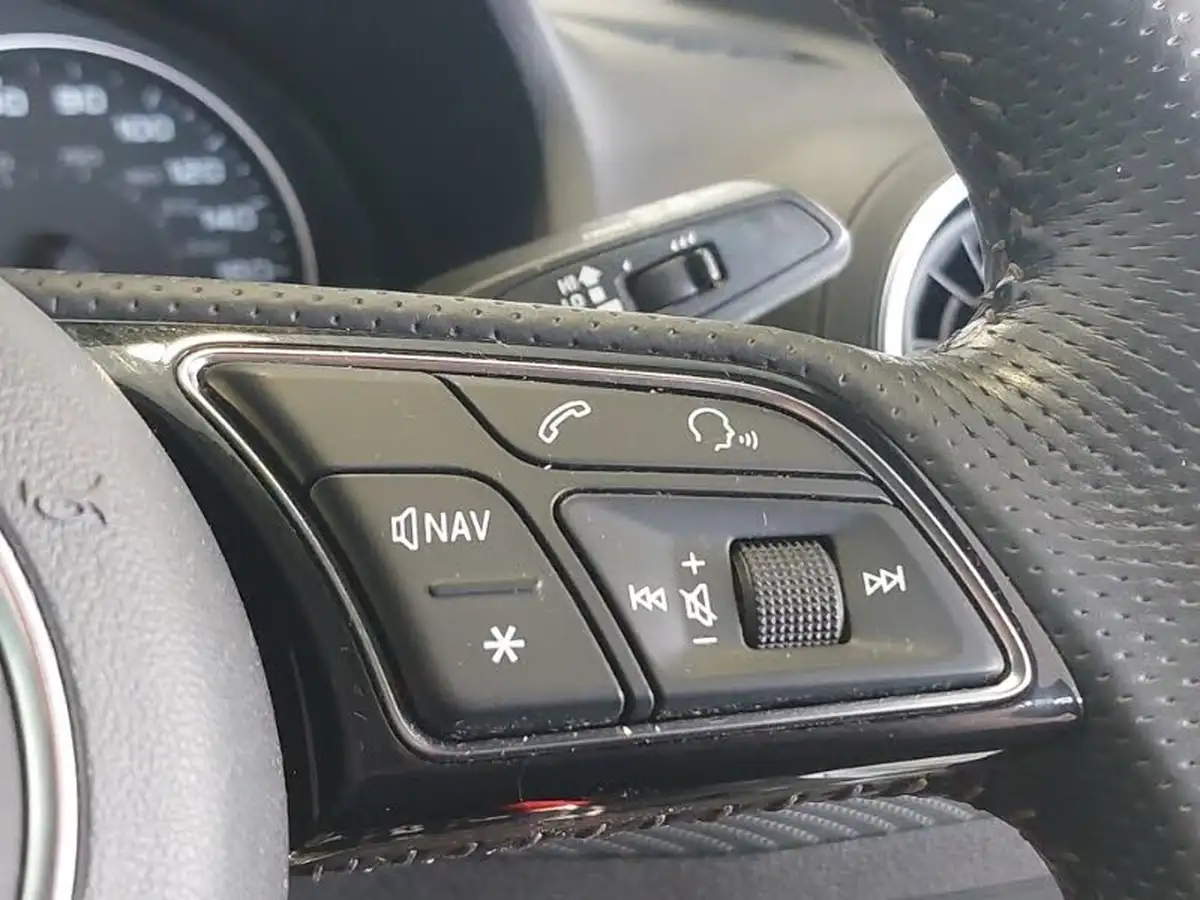 2018-audi-q2-16tdi-s-line-116ps-s-tronic-big-18