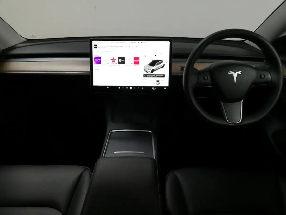 2021-tesla-model-3-e-long-range-4x4-big-2