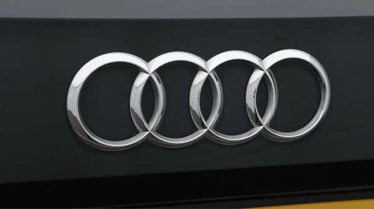 2022-audi-q2-15-35-tfsi-s-line-tronic-big-22