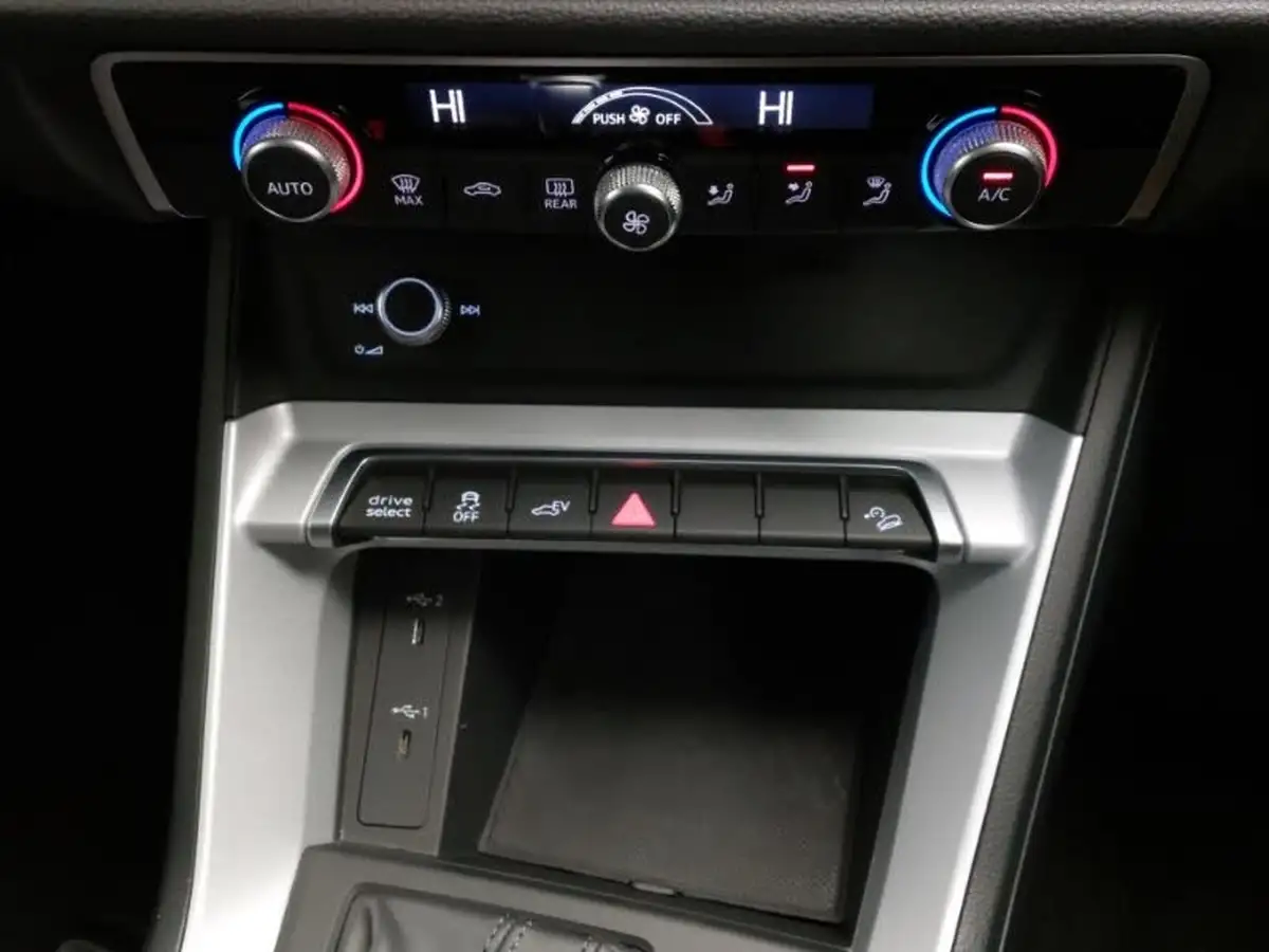 2023-audi-q3-14-45-tfsi-e-technik-big-15
