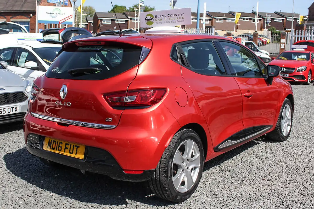 2016-renault-clio-15dci-dynamique-nav-ss-energy-big-2