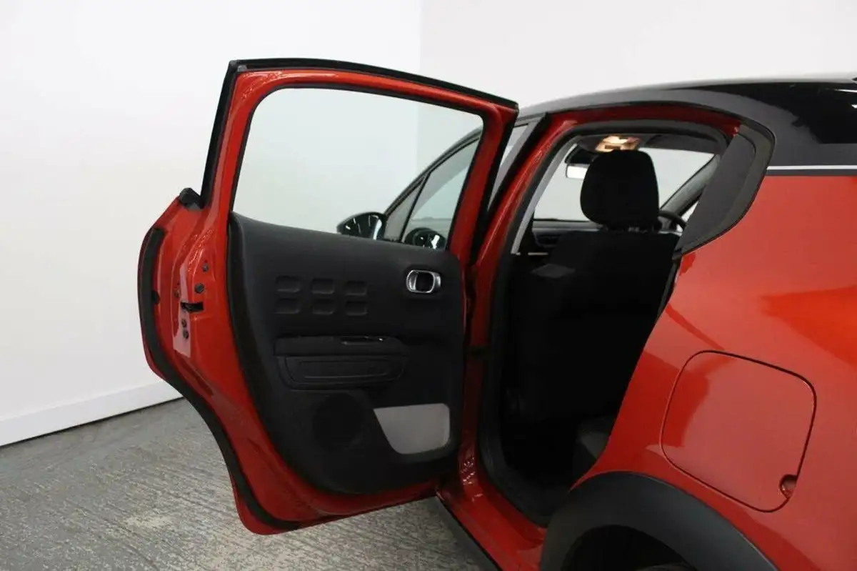 2017-citroen-c3-12-puretech-feel-82ps-big-19