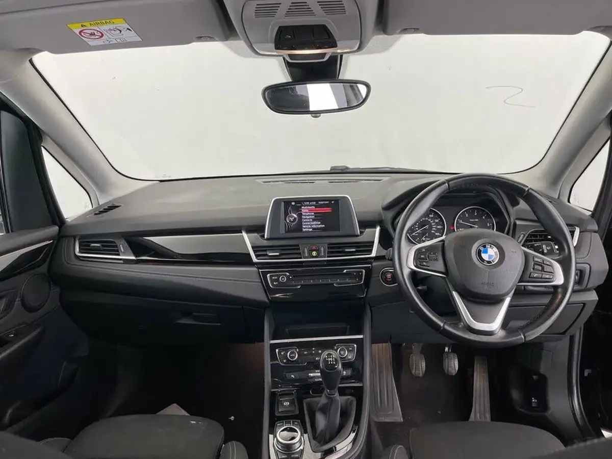 2017-bmw-2-series-20td-218d-sport-active-tourer-5d-big-9