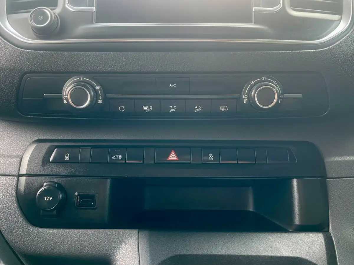 2018-peugeot-expert-16bluehdi-professional-standard-1000-115-ss-big-38