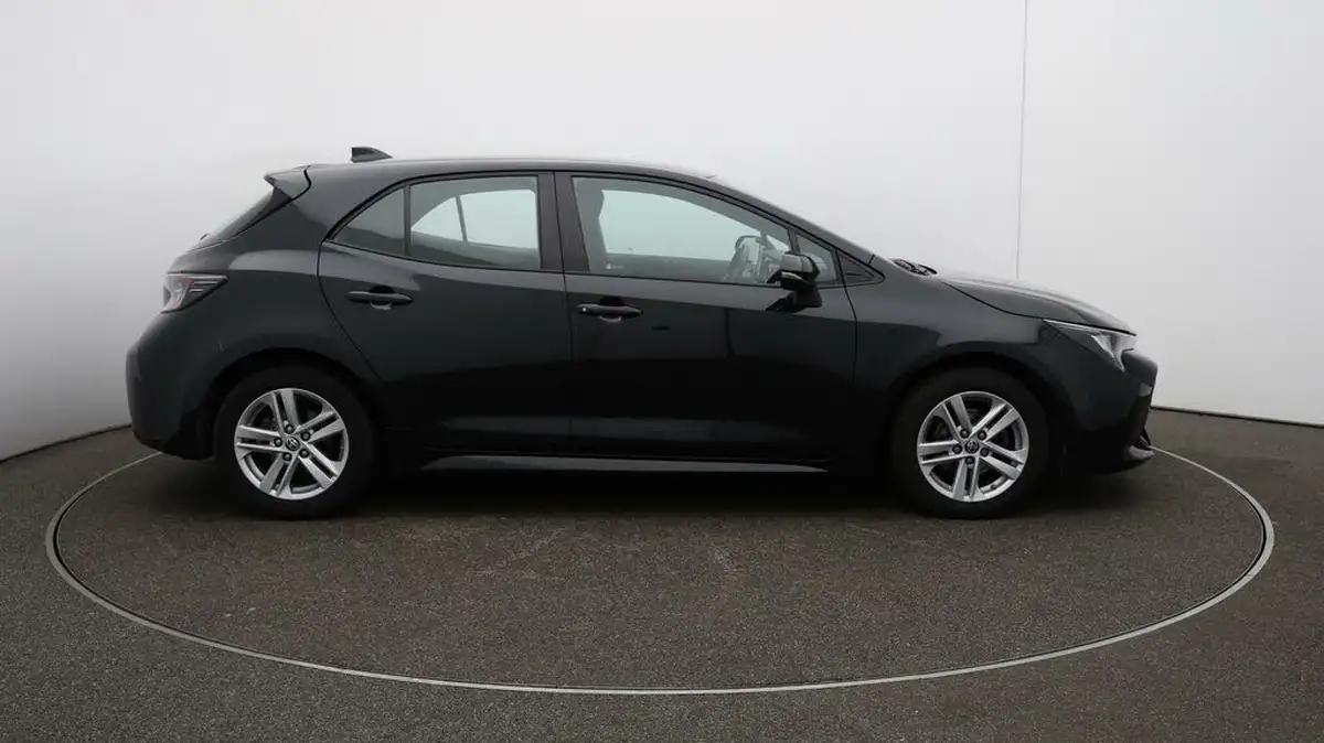 2022-toyota-corolla-18-vvt-i-icon-120bhp-trk-hatchback-5d-big-39