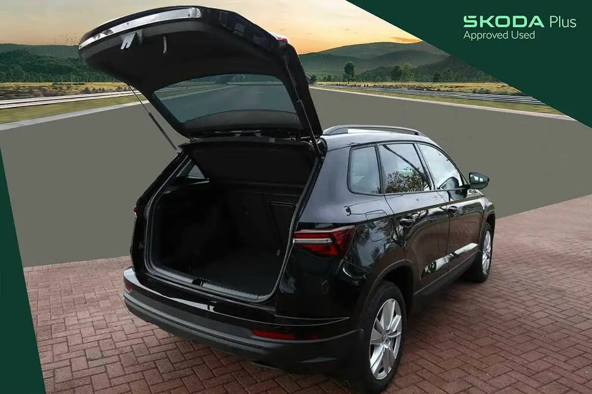 2024-skoda-karoq-10-tsi-se-edition-big-10
