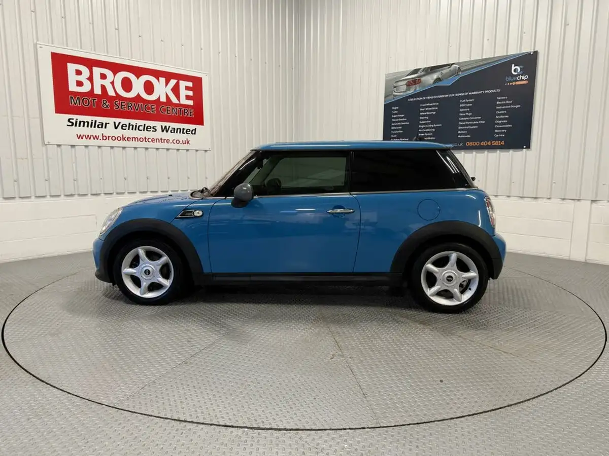 2013-mini-cooper-16td-cooper-d-bayswater-big-10