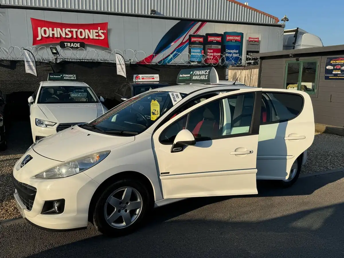 2012-peugeot-207-14-sportium-75-5d-1360cc-big-39