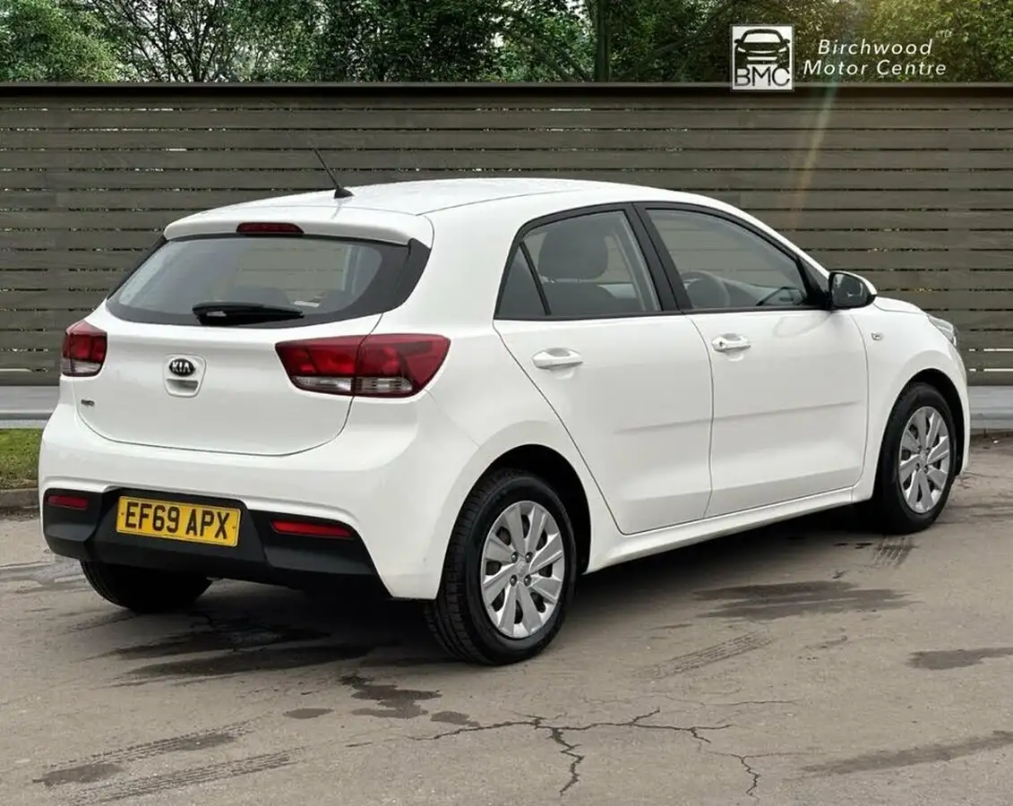 2020-kia-rio-125-1-big-1