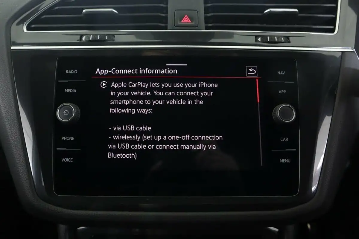 2022-volkswagen-tiguan-allspace-15-tsi-r-line-big-37