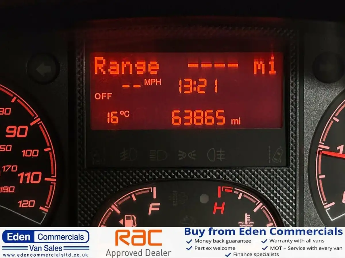 2022-citroen-relay-22bluehdi-35-l3h2-enterprise-panel-big-23