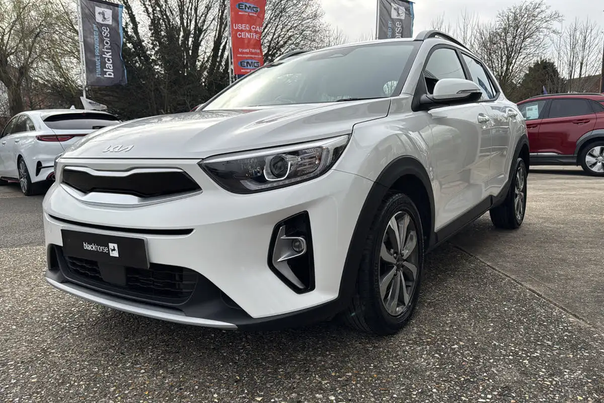 2022-kia-stonic-10-t-gdi-2-dct-big-43