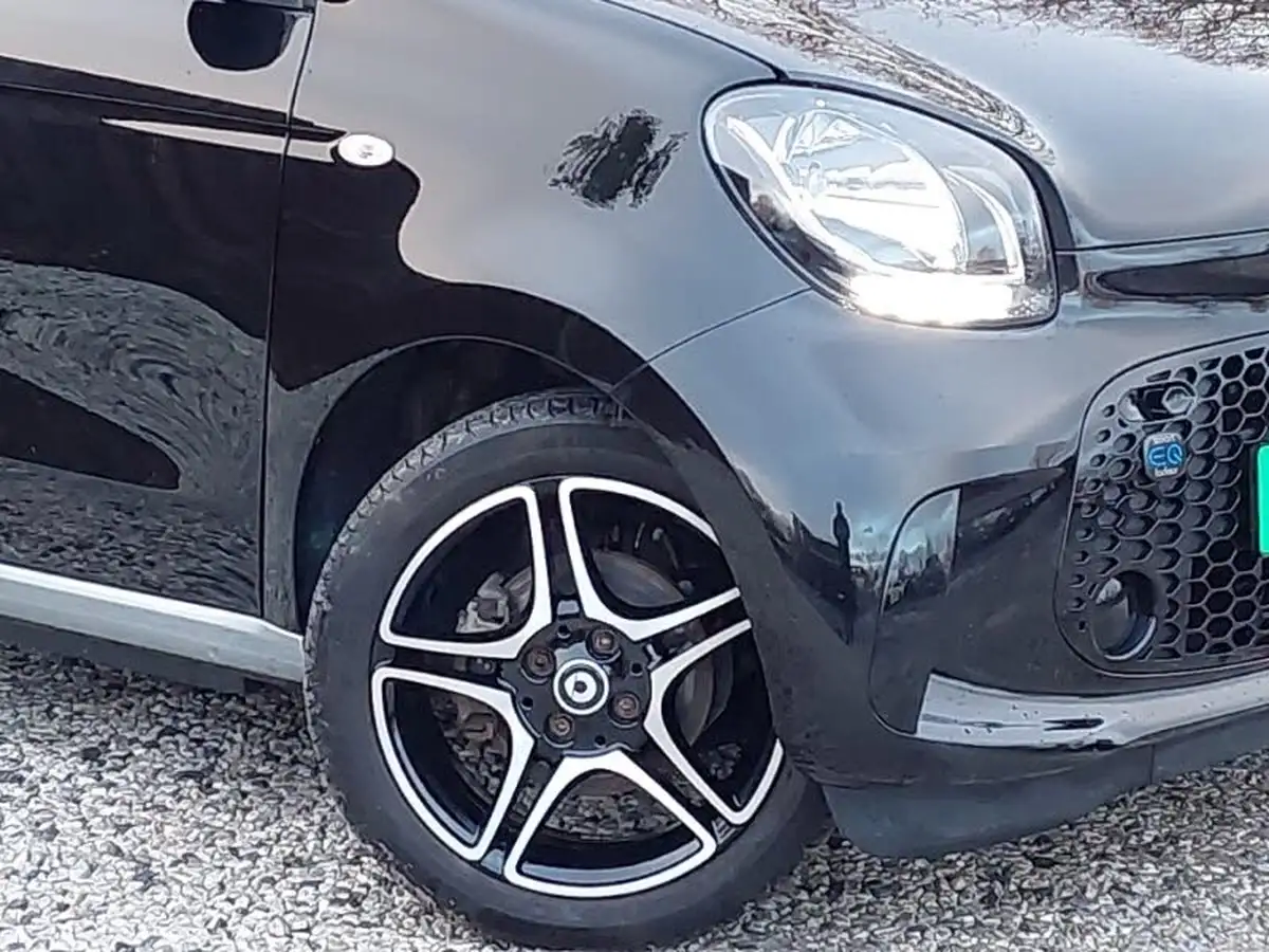 2022-smart-forfour-eq-premium-big-8