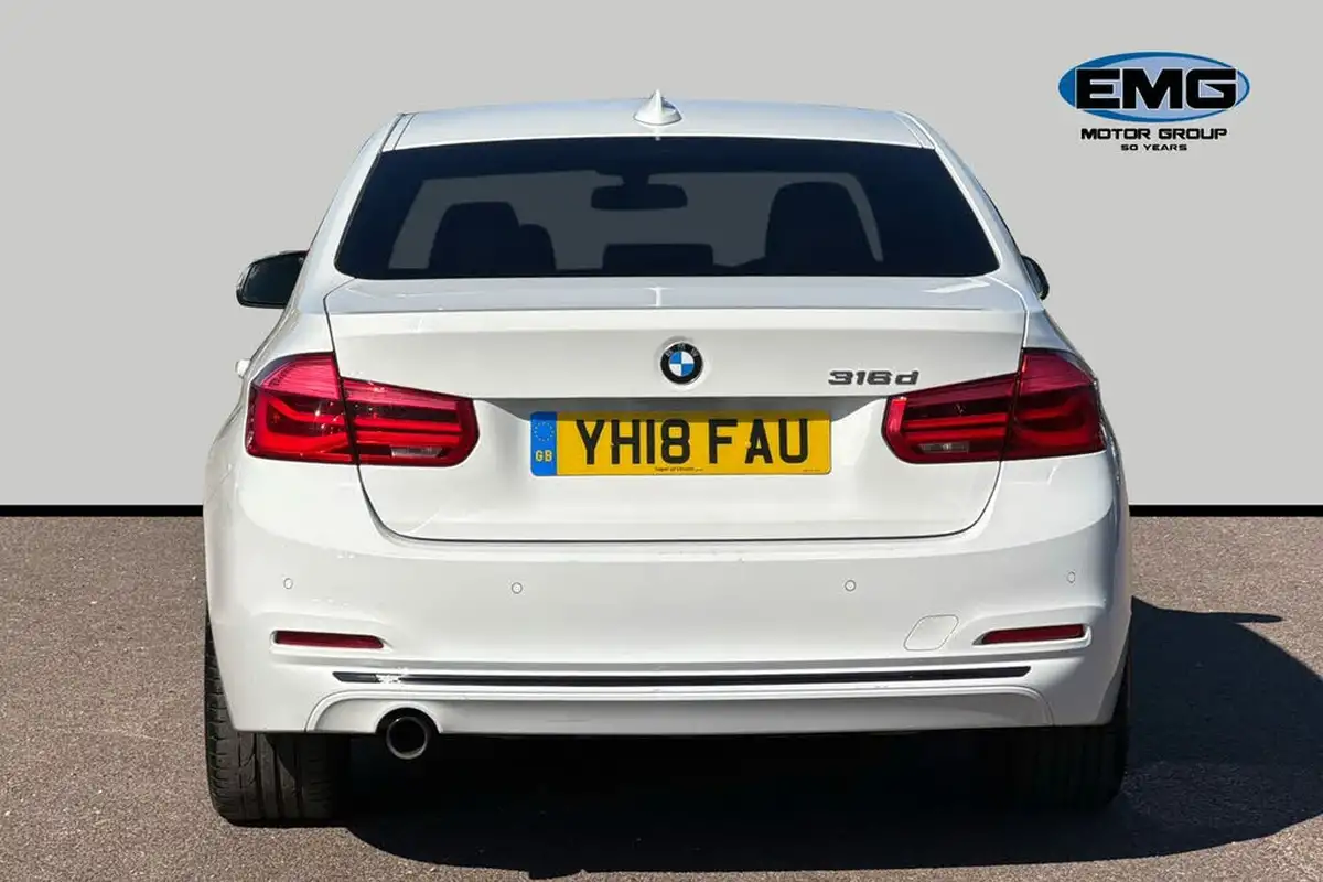 2018-bmw-3-series-20td-316d-se-saloon-4d-big-4