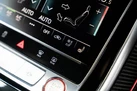 2020-audi-rs-q8-40-tfsi-carbon-black-small-23