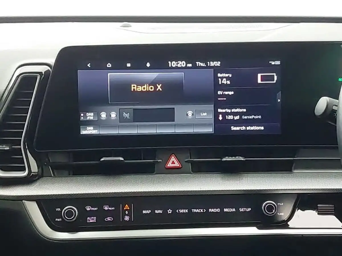 2023-kia-sportage-16-t-gdi-3-261bhp-awd-phev-auto-big-9