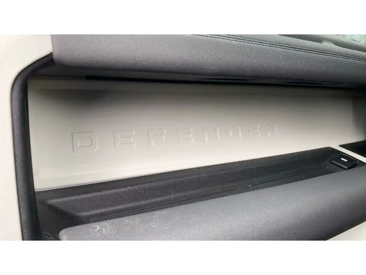 2020-land-rover-110-defender-20-d240-se-110-big-53