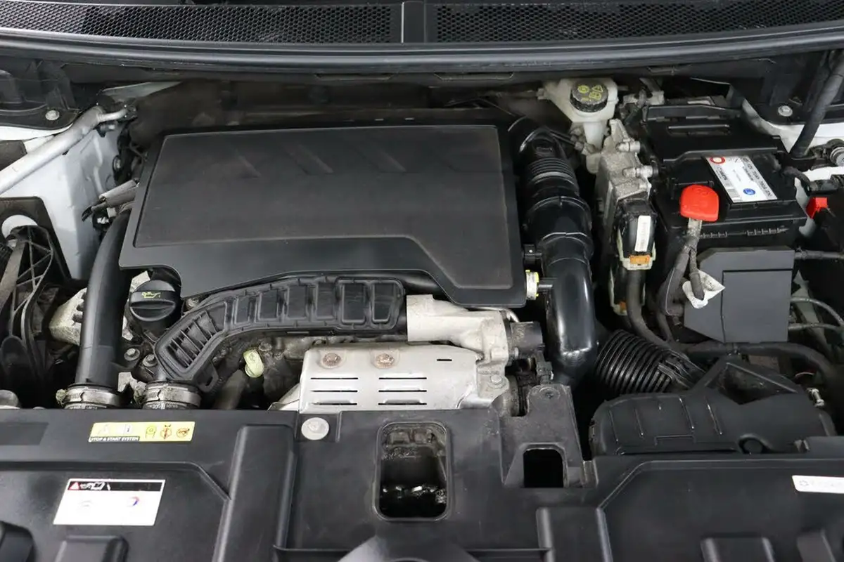 2019-citroen-c5-aircross-12-puretech-flair-big-40